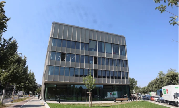 2. Steinbeis University